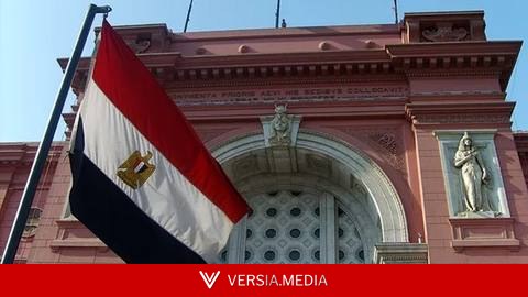 حجر رشيد وأمثاله.. كيف فتحت النصوص ثنائية اللغة أبواب الحضارات القديمة!